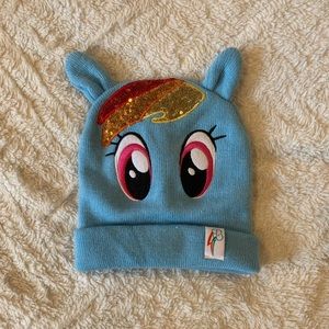 ⭐️Free With Purchase!⭐️ Winter hat- girls or boy, warm beanie